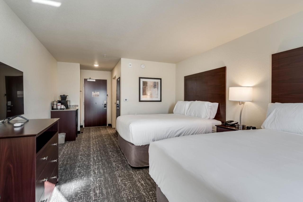 Cobblestone Hotel&Suites - Morgan Extérieur photo