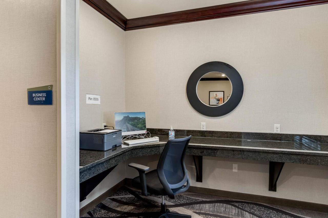 Cobblestone Hotel&Suites - Morgan Extérieur photo