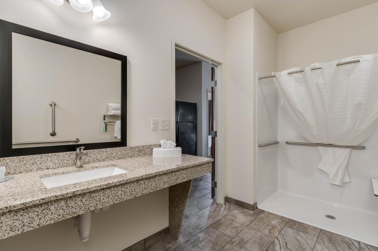 Cobblestone Hotel&Suites - Morgan Extérieur photo